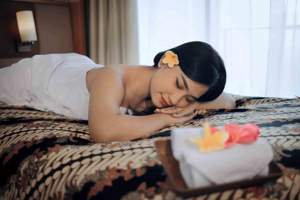The Alana Hotel And Conference Sentul City By Aston Bogor Dış mekan fotoğraf