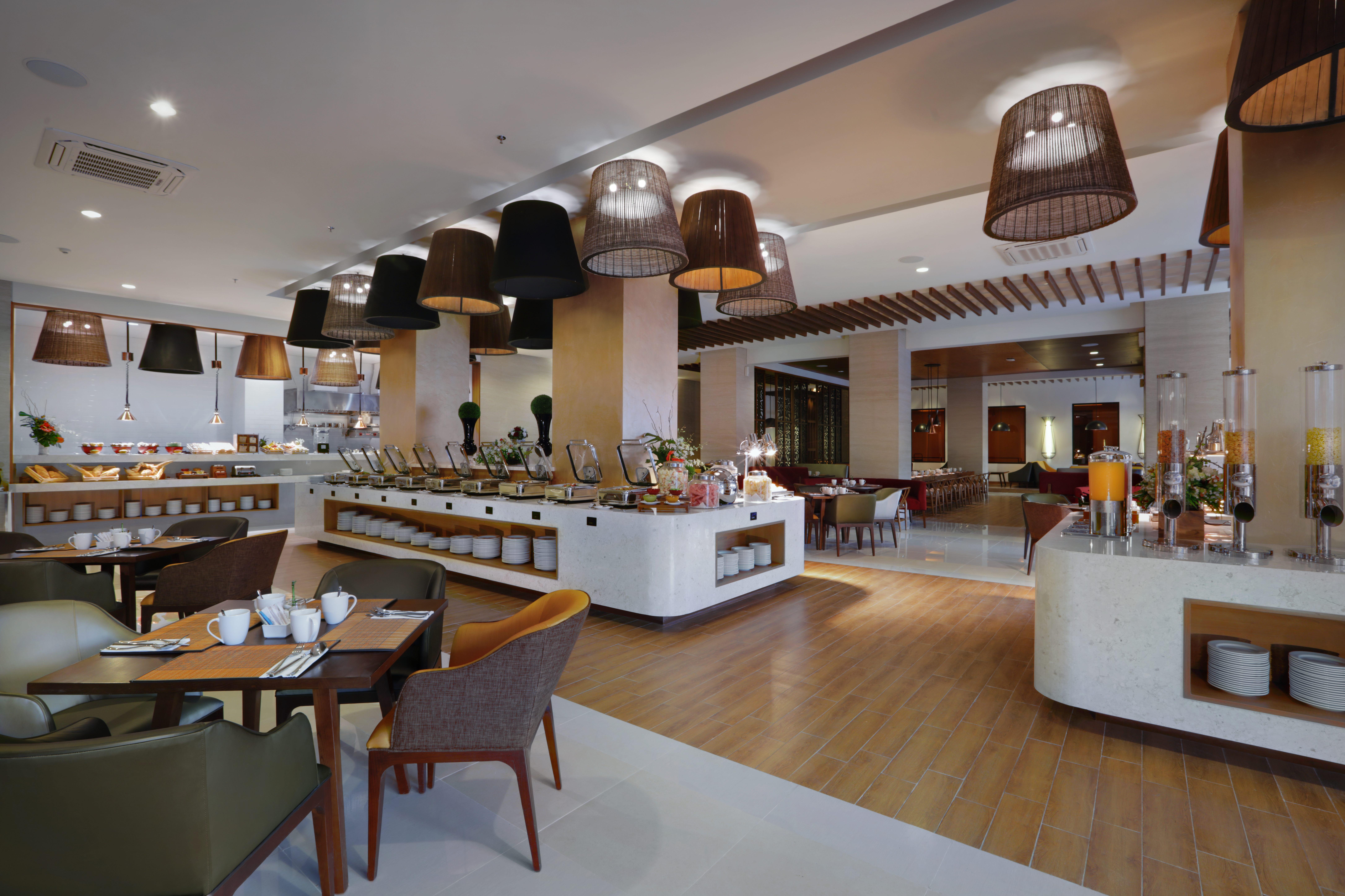 The Alana Hotel And Conference Sentul City By Aston Bogor Dış mekan fotoğraf
